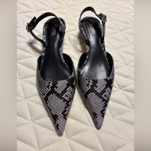 Michael kors ladies Luna snake print kitten heels